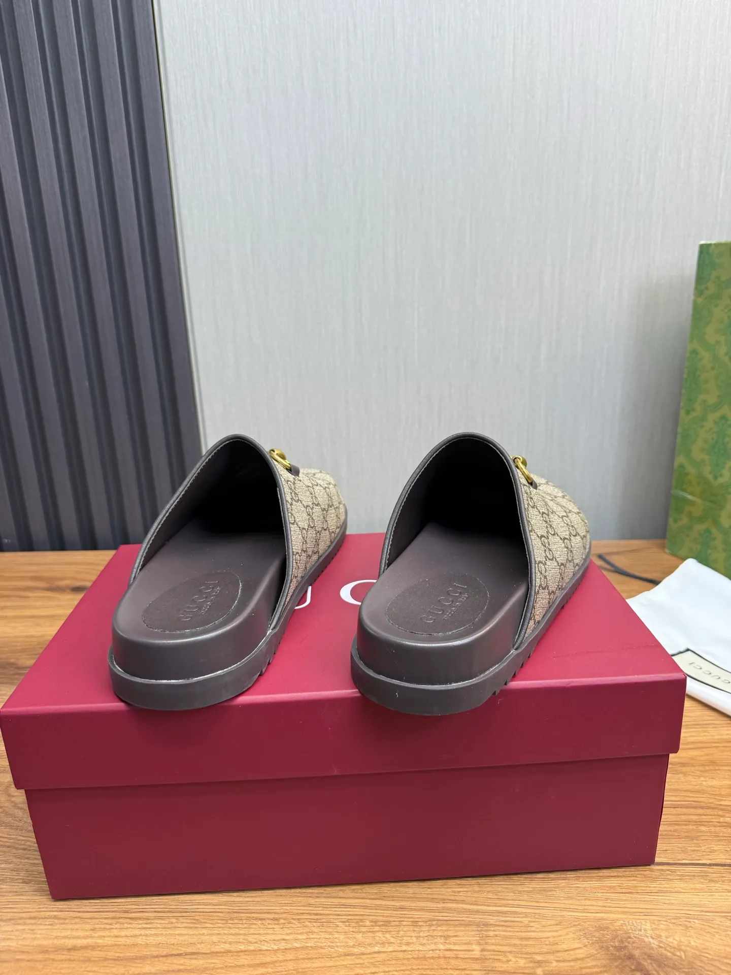 Men's men's shoes💰Pili 400💰Maoli 440💰 ＧＵＣＣＩGucci. Popular couple slippers hot sale🩷💚 🩴Official website one to one production 35-45 size 45 46 🉑️Customized!